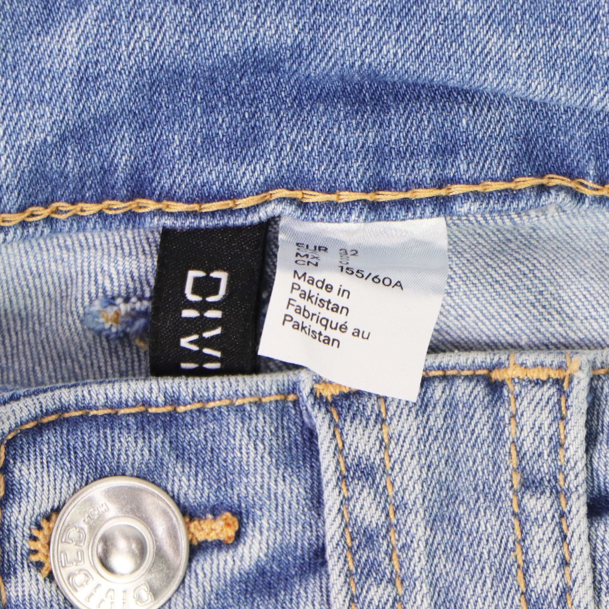 H&M Divided Series Flared Jeans - Denim (Size 0) Other Sporting Goods H&M - Simple Cell Bulk Wholesale Pricing - USA Seller