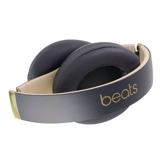 Beats by Dr. Dre Studio 3 Wireless Over-Ear Headphones - Shadow Gray MQUF2LL/A Portable Audio - Headphones Beats by Dr. Dre - Simple Cell Bulk Wholesale Pricing - USA Seller
