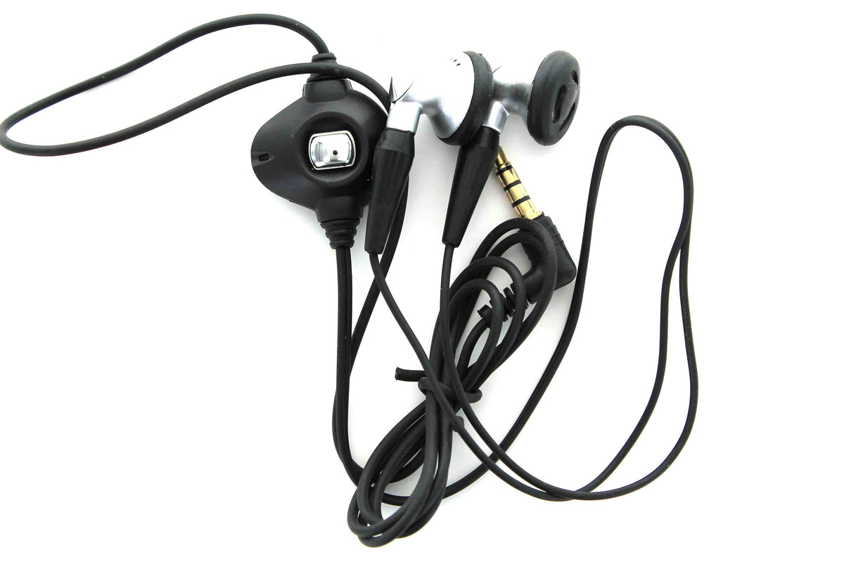 Blackberry Wired (3.5mm) Earbuds - Black/Silver (HDW-14322-003/HDW-14322-001) Cell Phone - Headsets Blackberry - Simple Cell Bulk Wholesale Pricing - USA Seller