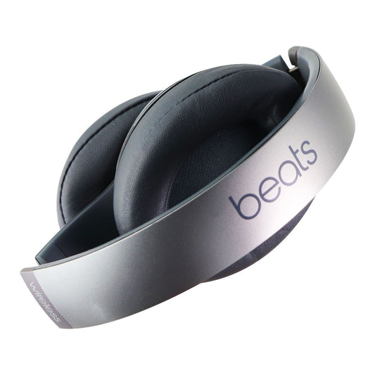 Beats by Dr. Dre Studio 2 Wireless Over-Ear Headphones - Titanium MHAK2AM/B
