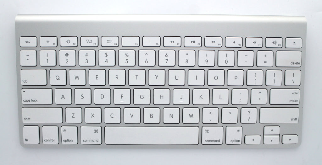 Apple Wireless Keyboard - Silver - MC184LL/A Gaming/Console - Keyboards & Keypads Apple    - Simple Cell Bulk Wholesale Pricing - USA Seller