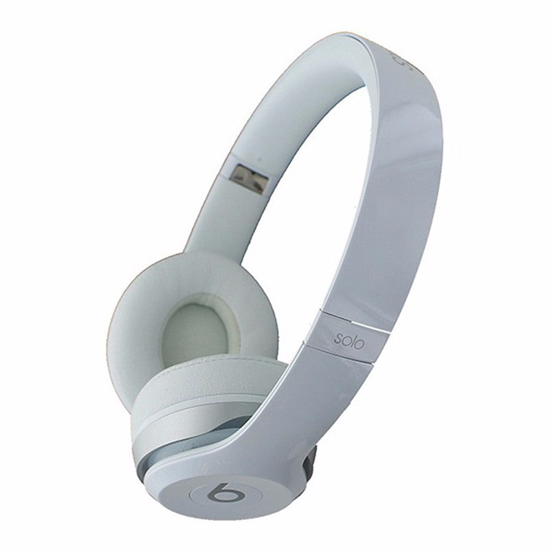 Beats by Dr. Dre Solo2 Wired On-Ear Headphones - Gloss White Portable Audio - Headphones Beats by Dr. Dre    - Simple Cell Bulk Wholesale Pricing - USA Seller